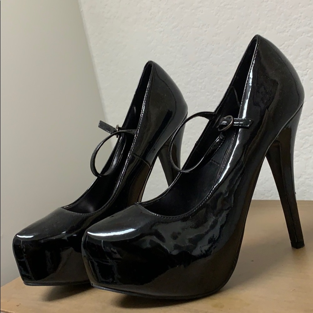 Patent leather heels